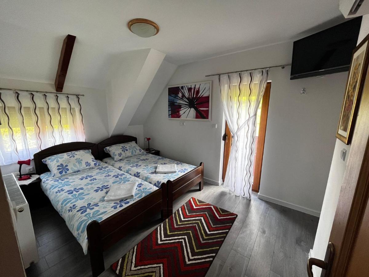Plitvice Pension Perisic Korenica Dış mekan fotoğraf